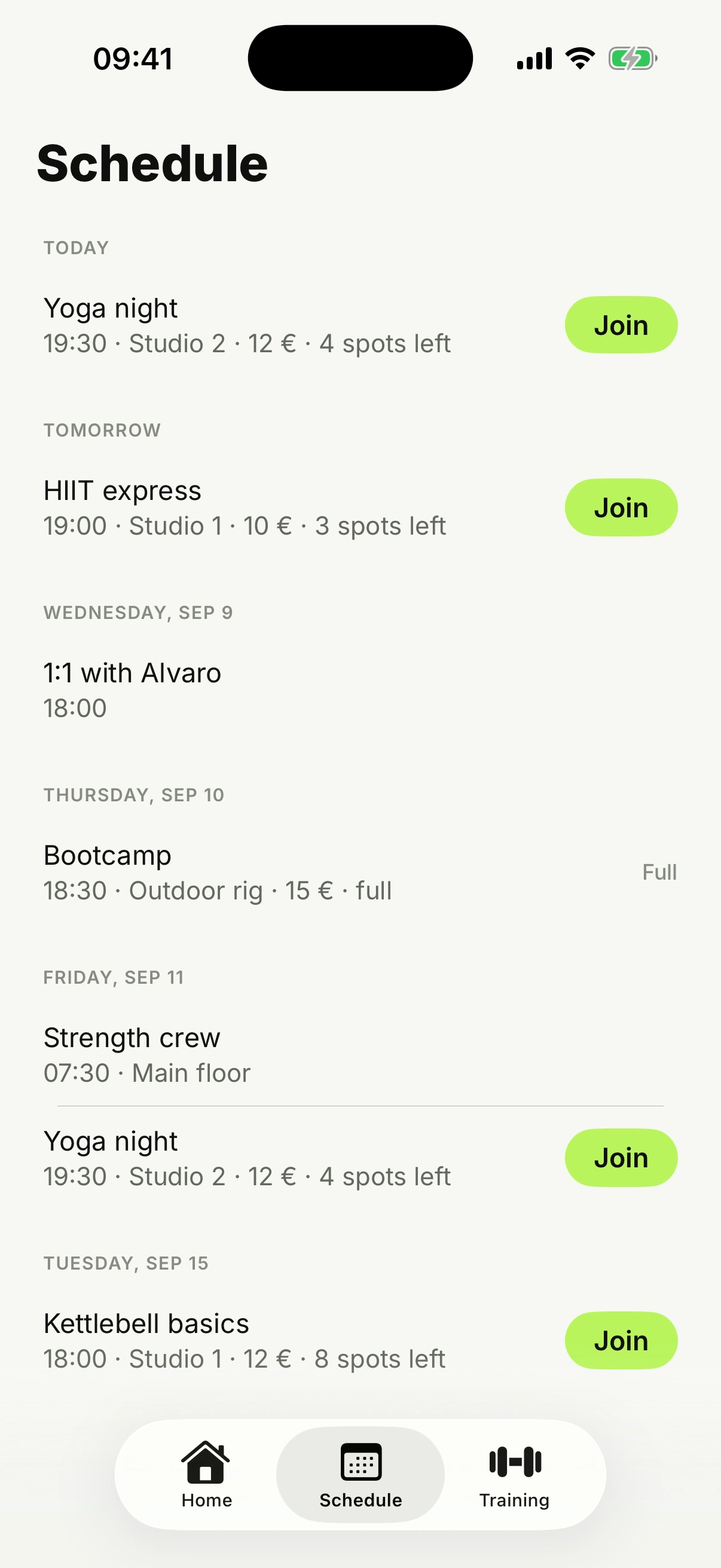 Gorillo client schedule: open classes with price and spots left, a Join button, and a 1:1 booking with the trainer