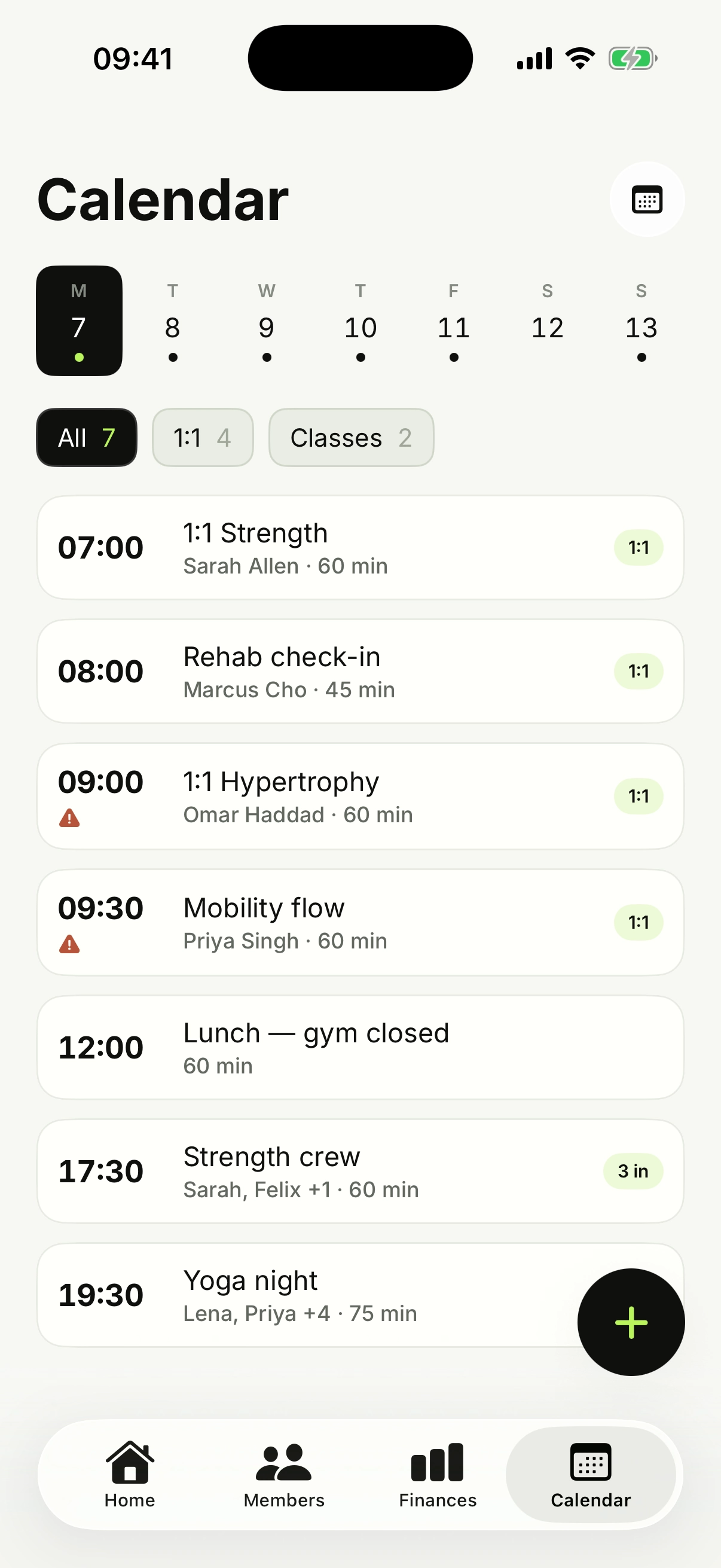 Gorillo Calendar: a week strip, 1:1 bookings and classes with headcounts, and an overlap warning